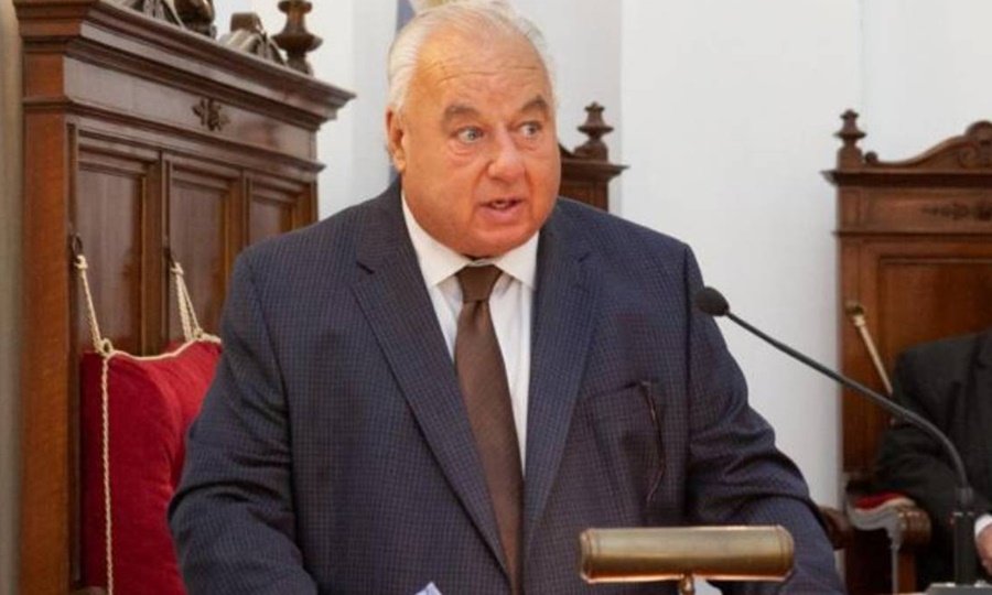 Rafael Gutiérrez, ministro de la Corte Suprema de Justicia de Santa Fe, durante una actividad institucional.