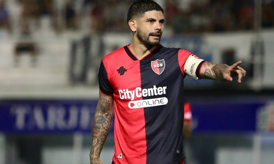 Éver Banega durante su etapa en Newell’s Old Boys, club en el que disputó dos ciclos y aportó experiencia al mediocampo rojinegro.