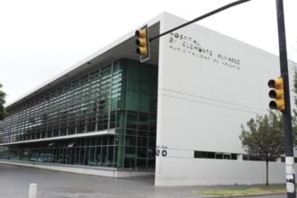 Archivo — Imagen del Hospital de Emergencias Clemente Álvarez (Heca), epicentro de la atención de casos policiales en Rosario.