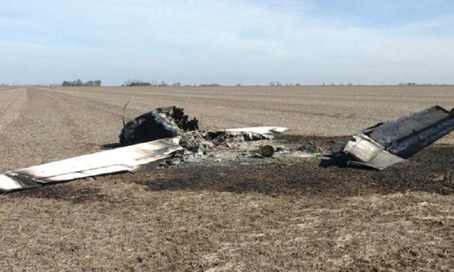 Investigan el hallazgo de una avioneta calcinada en un campo al sur de Rosario