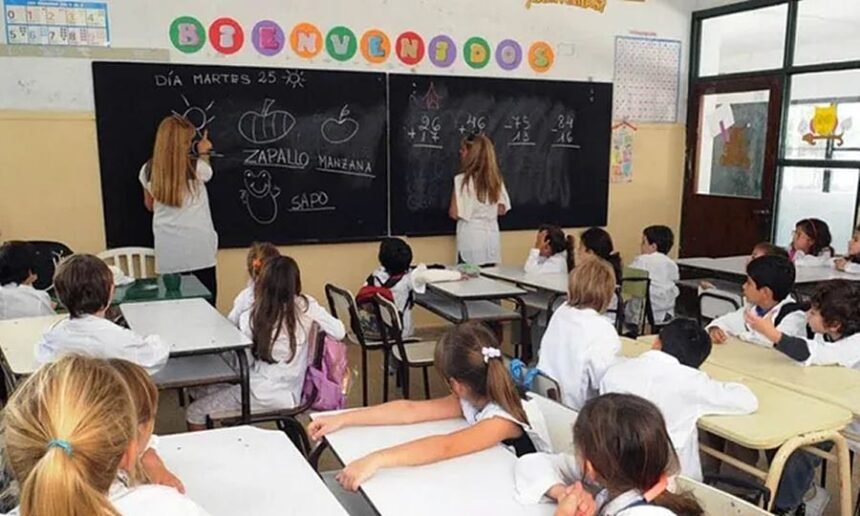docentes en escuelas cobraran asistencia perfecta