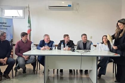 Apertura de sobres para la obra de la “Sala del servicio de Tomografía del Hospital de San Cristóbal”