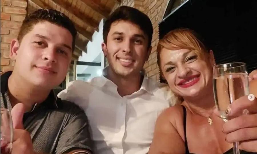 locomotora oliveras junto a sus hijos