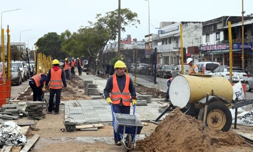 Acuerdo Capital: Poletti recorrió los avances de la obra del cantero central de Aristóbulo del Valle