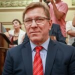 Rodrigo Borla presidiendo la comisión reforma constitucional Santa Fe 2025