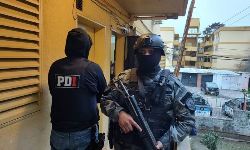 Rosario: en operativos coordinados entre la PDI y el MPA cayeron dos sospechosos de balaceras en zona oeste