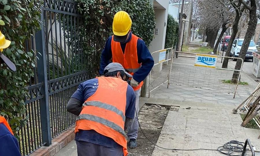 Intimarán a usuarios que posean conexiones irregulares al sistema cloacal