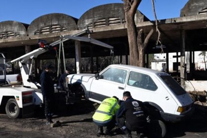 La Municipalidad trasladó al Ex Frigorífico autos abandonados en la vía pública