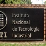 Renuncia del presidente del INTI: denuncias de vaciamiento, despidos y conflictos de interés