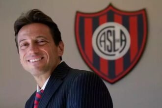 Marcelo Moretti volvió a la sede de San Lorenzo con un escribano y sacudió la política del club