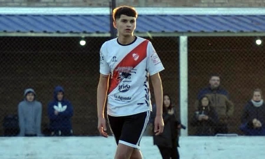 Matías Vaca estaba internado en el hospital José María Cullen, en la provincia de Santa Fe. El juvenil sufrió una lesión en la zona del abdomen tras chocar con un rival.