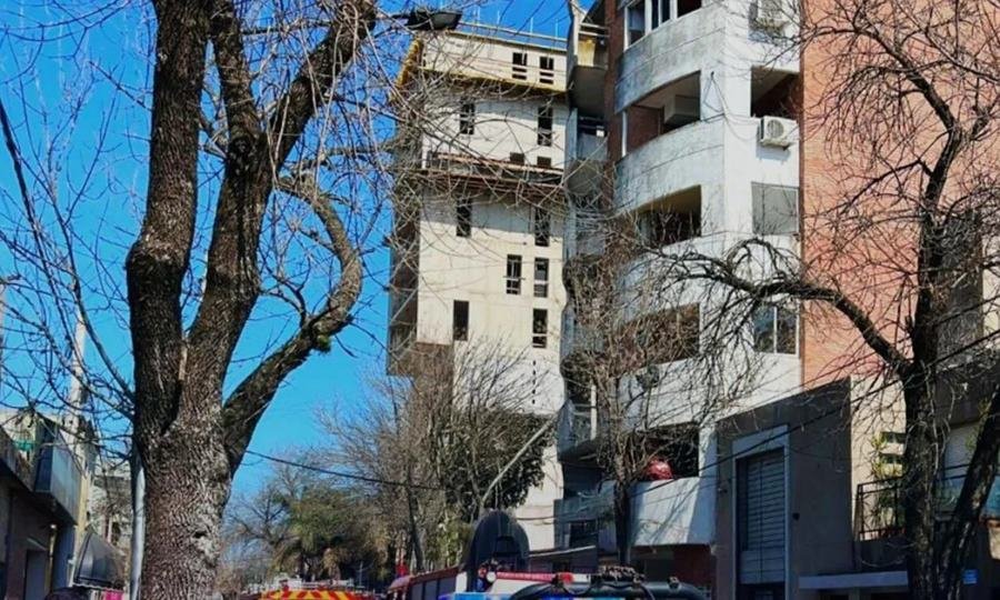 Tragedia en San Lorenzo: murió el quinto operario que cayó de un montacargas