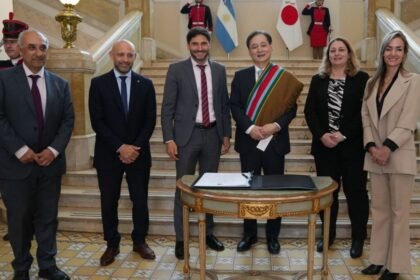 Pullaro recibió al embajador de Japón en Argentina