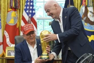 Gianni Infantino le dio la Copa del Mundo a Donald Trump: "El último fue Leo Messi. Y ahora usted, que es un ganador”
