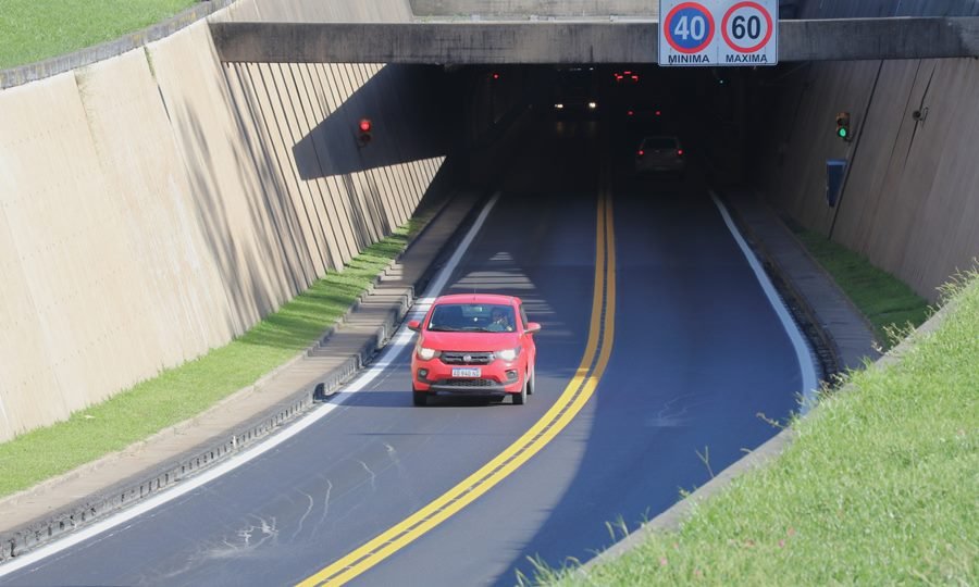 Inyectan material hidroactivo para el sellado de las juntas del túnel subfluvial
