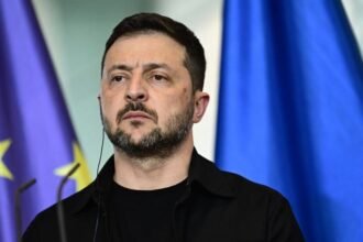 Volodimir Zelenski instó a Vladimir Putin a dar los "pasos necesarios" para terminar con la guerra