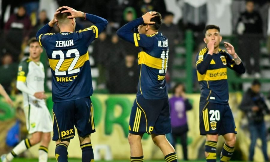 Boca perdió sobre el final con Defensa y se quedó sin la cima en la Zona A del Clausura