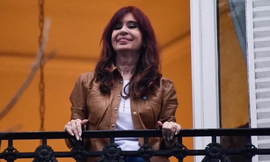 Cristina Kirchner desde su balcón