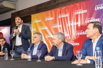 Llaryora, Pullaro, Valdés y Sadir cuestionaron a la Casa Rosada