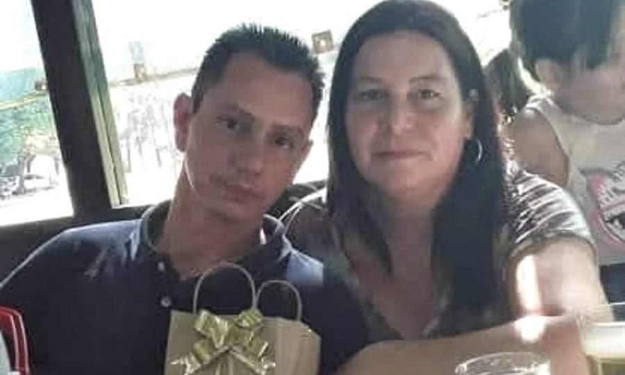 La policía detuvo a César Omar Muga tras permanecer atrincherado en su vivienda del barrio Nueva Esperanza.