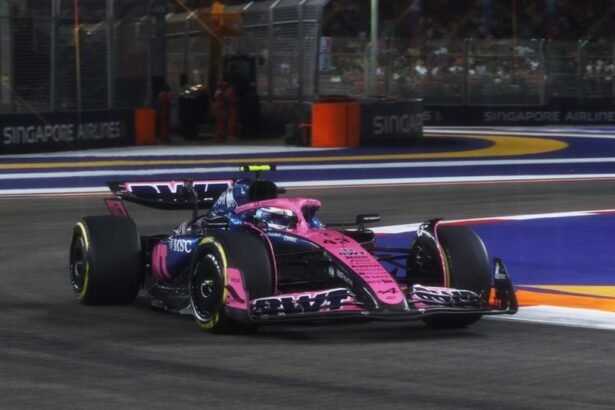 Franco Colapinto, durante el Gran Premio de Singapur de Fórmula 1, en el circuito callejero de Marina Bay.