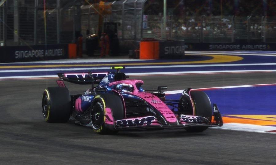 Franco Colapinto, durante el Gran Premio de Singapur de Fórmula 1, en el circuito callejero de Marina Bay.