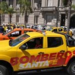 La vicegobernadora Gisela Scaglia encabezó el acto de entrega de camionetas y equipamiento para reforzar el combate de incendios y la protección de la biodiversidad en Santa Fe.