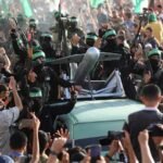 Integrantes del grupo Hamás durante una manifestación en territorio palestino, en el marco del prolongado conflicto en la Franja de Gaza.
