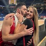 Luca Vildoza, base argentino y su esposa Mlica Tasic.