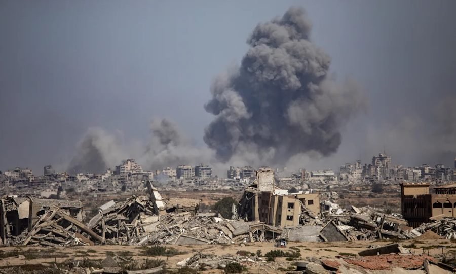 Bombardeos en la Franja de Gaza durante un nuevo episodio de tensión entre Israel y grupos armados palestinos.