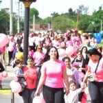 Vecinas y autoridades locales participaron de la caminata “Octubre Rosa” por la prevención del cáncer de mama en Puerto General San Martín.