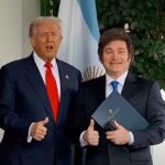 Archivo — Donald Trump recibe al presidente argentino Javier Milei en la Casa Blanca, en el marco de un encuentro oficial en Washington.