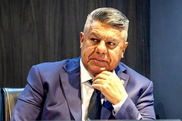 Claudio “Chiqui” Tapia, presidente de la Asociación del Fútbol Argentino, en el ejercicio de sus funciones dirigenciales. Foto de archivo.