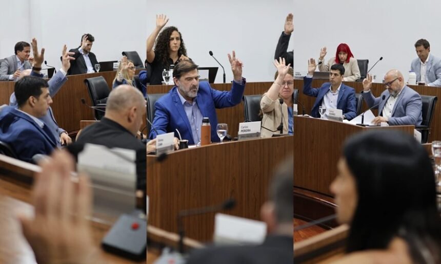 Sesión del Concejo Municipal de Santa Fe durante el tratamiento de ordenanzas y presupuestos.