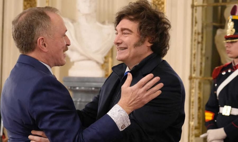 ChatGPT dijo: El presidente Javier Milei recibe en Casa Rosada las cartas credenciales de Peter Lamelas, nuevo embajador de Estados Unidos en la Argentina.