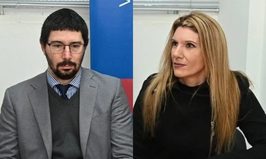 Los fiscales Matías Broggi y Jorgelina Moser Ferro durante la conferencia de prensa en los tribunales de Santa Fe