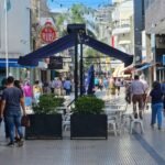 La peatonal santafesina, uno de los principales corredores comerciales de la ciudad.
