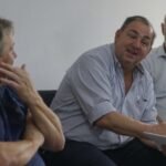 Reunión del intendente con representantes vecinales en el marco del plan de cercanía impulsado por la Municipalidad de Santa Fe.