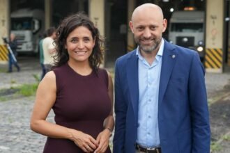 Autoridades de Santa Fe y Tucumán analizan alternativas logísticas y portuarias para fortalecer la salida de exportaciones argentinas.