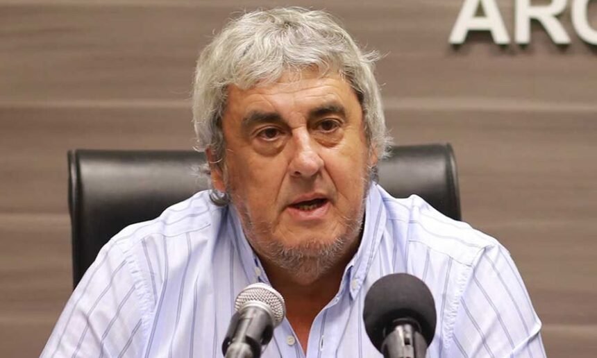 El secretario general de UDA, Sergio Romero, durante una intervención pública.