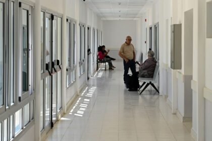 Nuevo sector de internación del Hospital Sayago, totalmente renovado y equipado tras la inversión provincial.