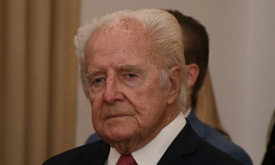 El ministro Eduardo Guillermo Spuler durante una audiencia en la Corte Suprema de Justicia de Santa Fe. Archivo El Litoral.