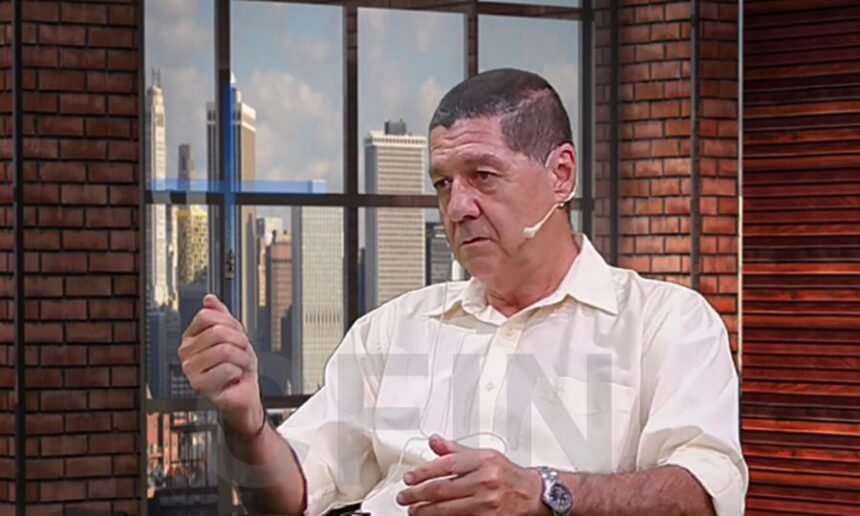 Julio Giménez, director de Cáritas Santa Fe, durante una entrevista en el programa F5.