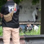 Sector del barrio Chalet donde personal policial y judicial realizó pericias tras el hallazgo del cuerpo.