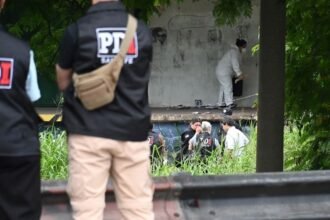 Sector del barrio Chalet donde personal policial y judicial realizó pericias tras el hallazgo del cuerpo.