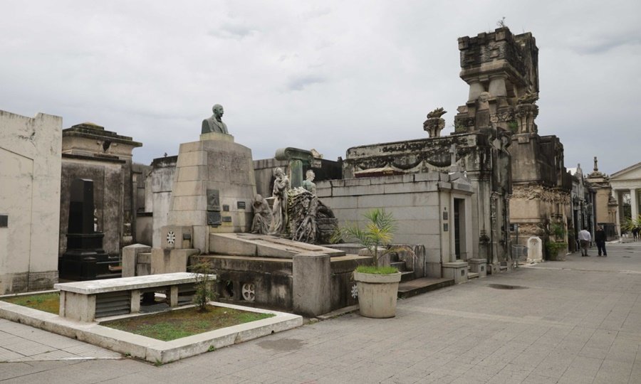 Vista general del Cementerio Municipal, un espacio histórico y cultural en permanente conservación.