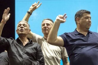 Referentes de la CGT en actividad gremial.