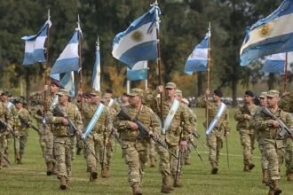 Efectivos del Ejército Argentino durante una formación institucional en una unidad militar del país. Foto de archivo.