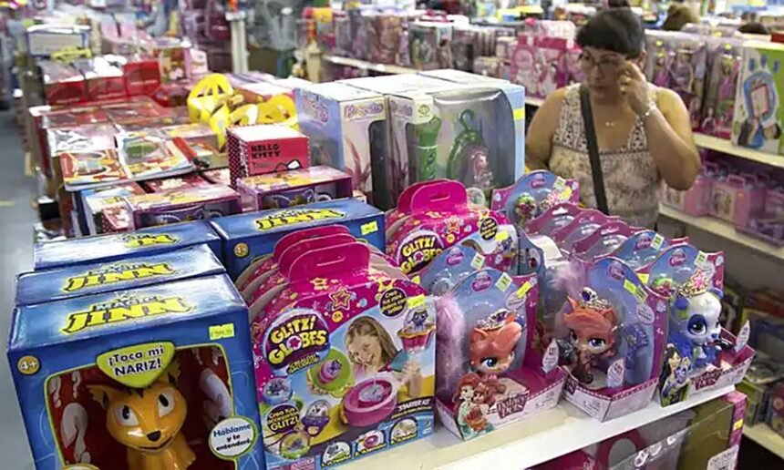 Juguetería tradicional con variedad de juegos y juguetes orientados a distintos rangos de precio.