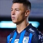 Federico Lértora, durante su etapa como mediocampista de Querétaro en el fútbol mexicano.